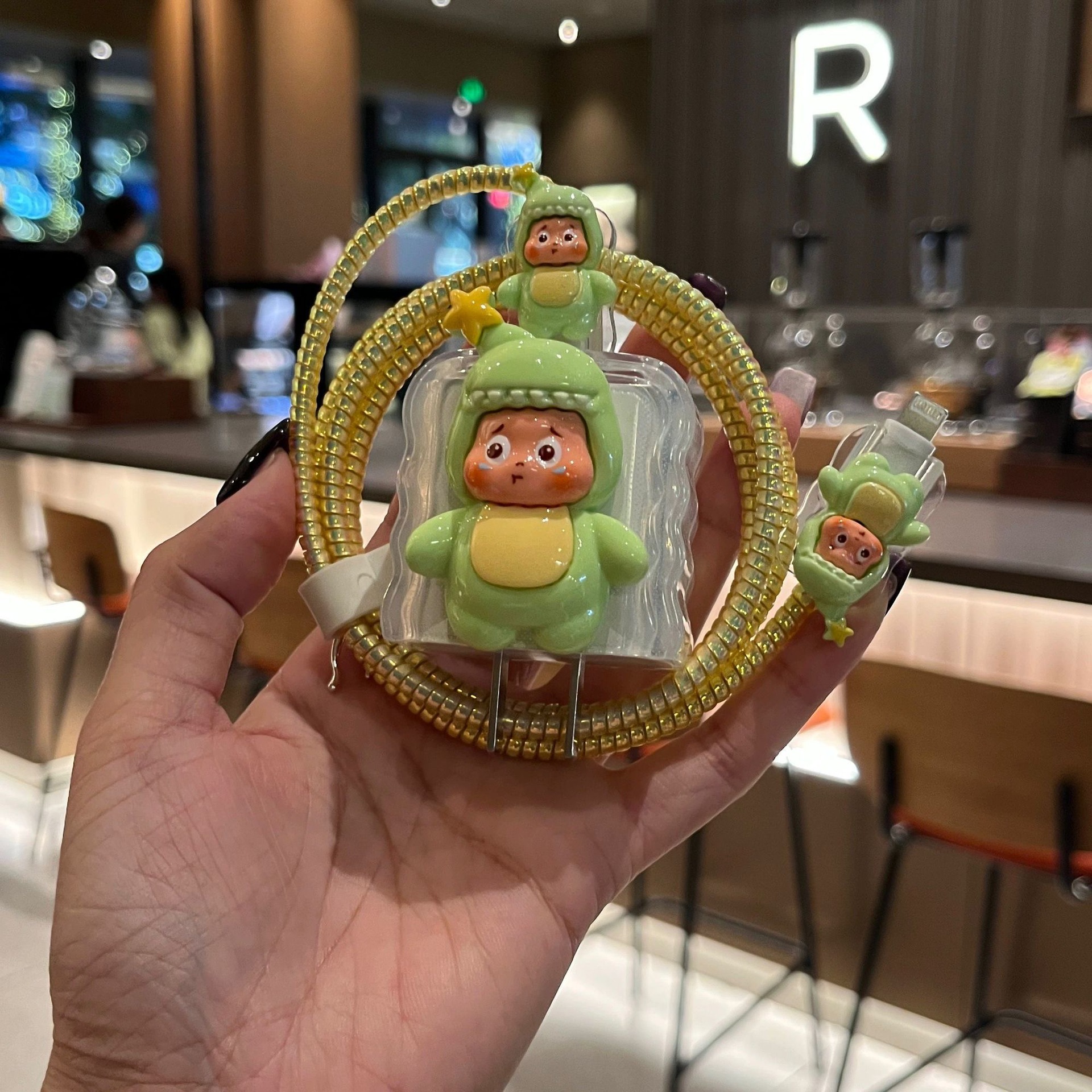 Aplicable a Apple 17 iPhone 16 Promax 15 Capa de protección de cable de datos de teléfono celular anti-caída anti-rotura cargador rápido