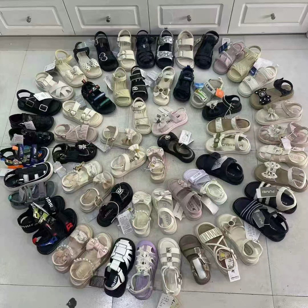Сандалии для девочек 2024 летний новый стиль для детей среднего и старшего возраста