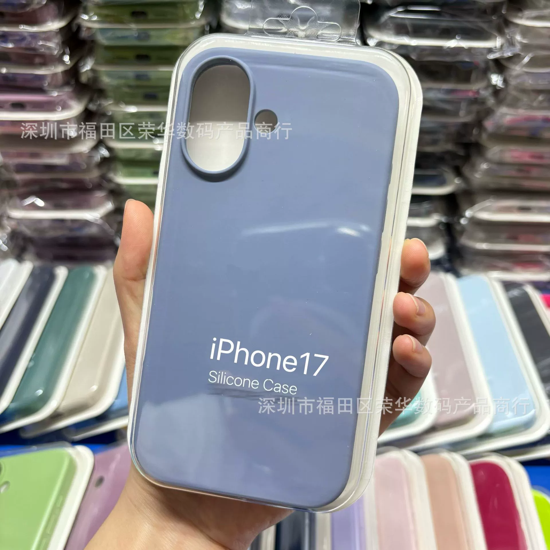 Чехол для телефона Apple iPhone17/iPhone17 Pro/iPhone17 Pro Max — жидкий силикон, кнопка камеры, защита от падений