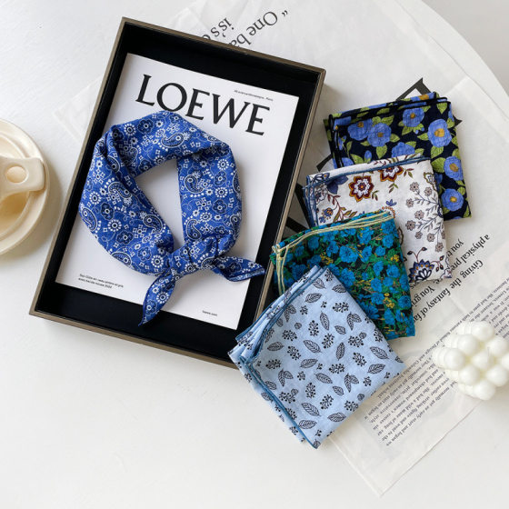 Cotton blue cashew scarf small square scarf ladies spring new versatile floral printed cotton and linen scarf wholesale