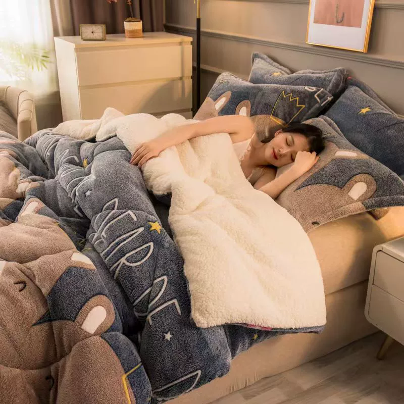 Winter double-sided keep warm duvet, with snowflakes, increased thickness
