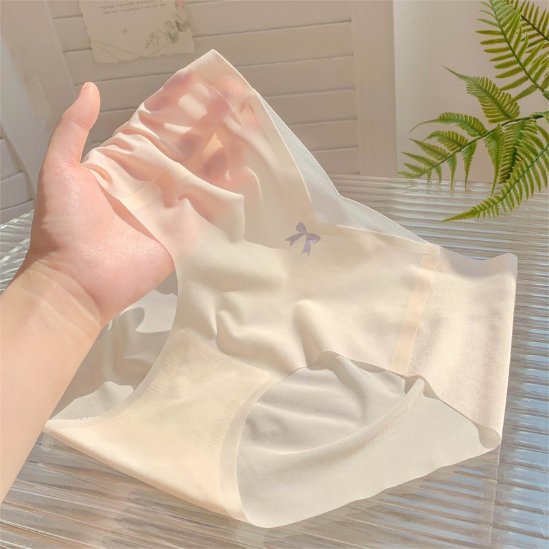 Lightweight film method ~ girls ice silk seamless breathable mask ladies mulberry silk crotch breathable comfortable girl underwear batch