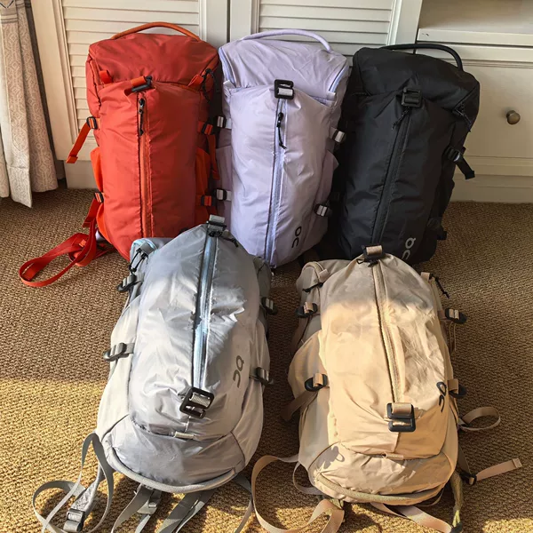 New 18L large-capacity outdoor hiking backpack with water-repellent feature, lightweight, suitable for both men and women