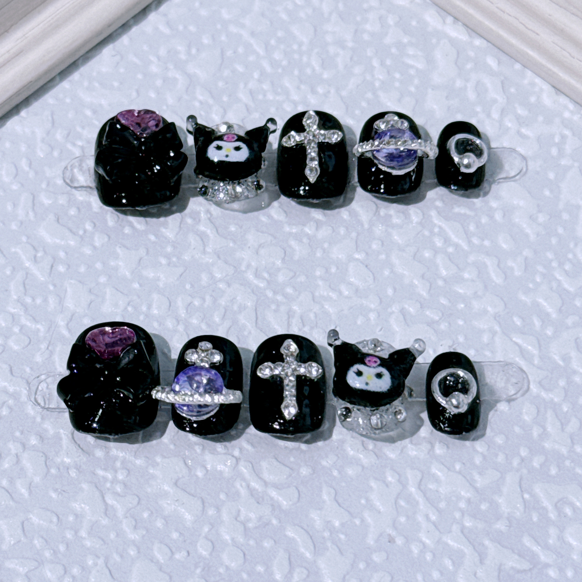 Señorita maullido manicura hecha a mano chica caliente feliz planeta coolomi desgaste de uñas corto acabado parche