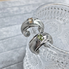 復古拉絲寬版戒指女可調節橄欖綠鋯石鑲嵌氣質無性別時尚輕奢指環