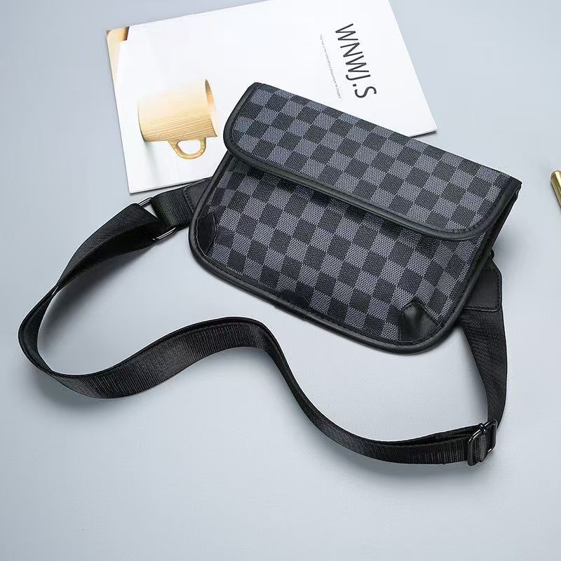 Men's small square messenger bag, casual crossbody bag, street style phone bag, shoulder bag, backpack, wholesale men's crossbody bags