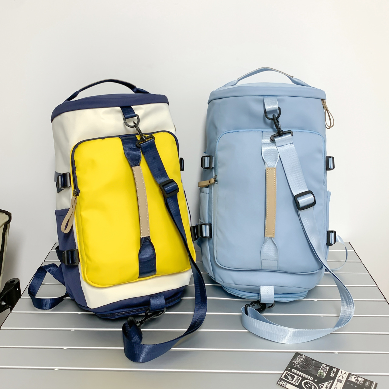 Korean-style fashionable outdoor casual backpack for women, single-shoulder handbag, large-capacity luggage bag for men, short-trip travel bag