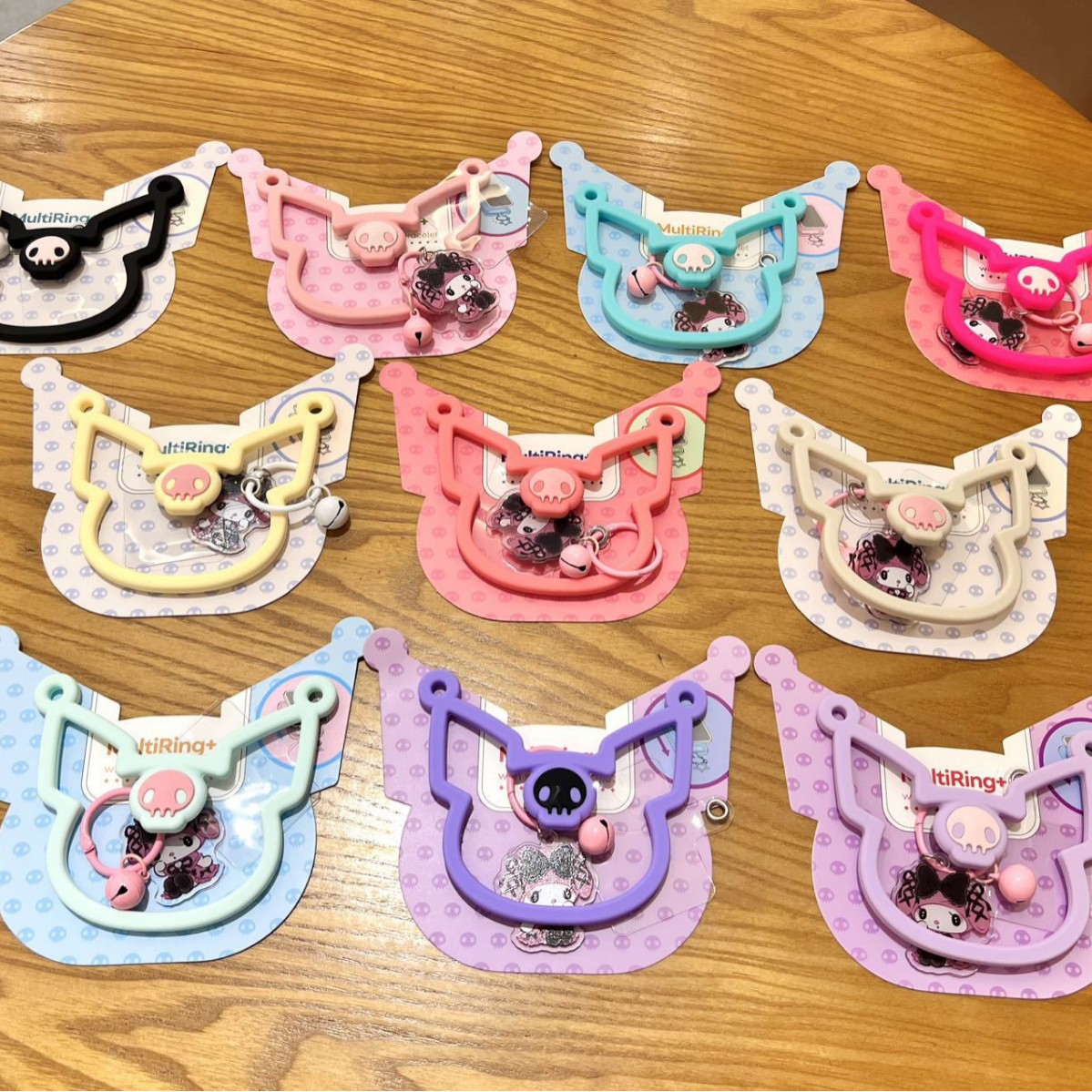 Cordón de teléfono móvil de alta gama estilo ins hecho a mano de boutique Pulsera de silicona Kulomi Cordón de teléfono móvil de moda Cordón corto