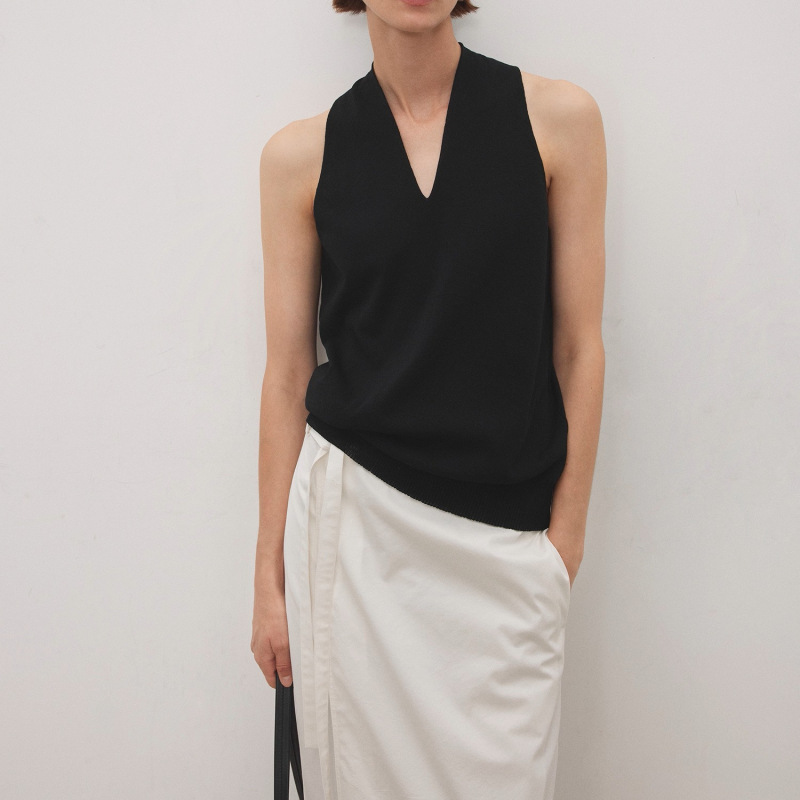 Lightweight and Dry Cotton Yarn, Double-Layered Air on the Front + Translucent and Beautiful Back, Water Drop V Neck Shoulder Vest Lightweight and Dry Cotton Yarn, Double-Layered Air on the Front + Translucent and Beautiful Back, Water Drop V Neck Shoulder Vest