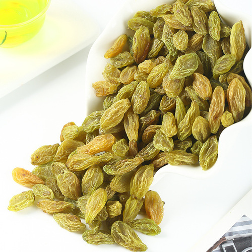 Xinjiang Seedless White and Green Raisins 500g Bag Fruit Turpan Seedless Green Dried Bulk/Bag Can Be Wholesale