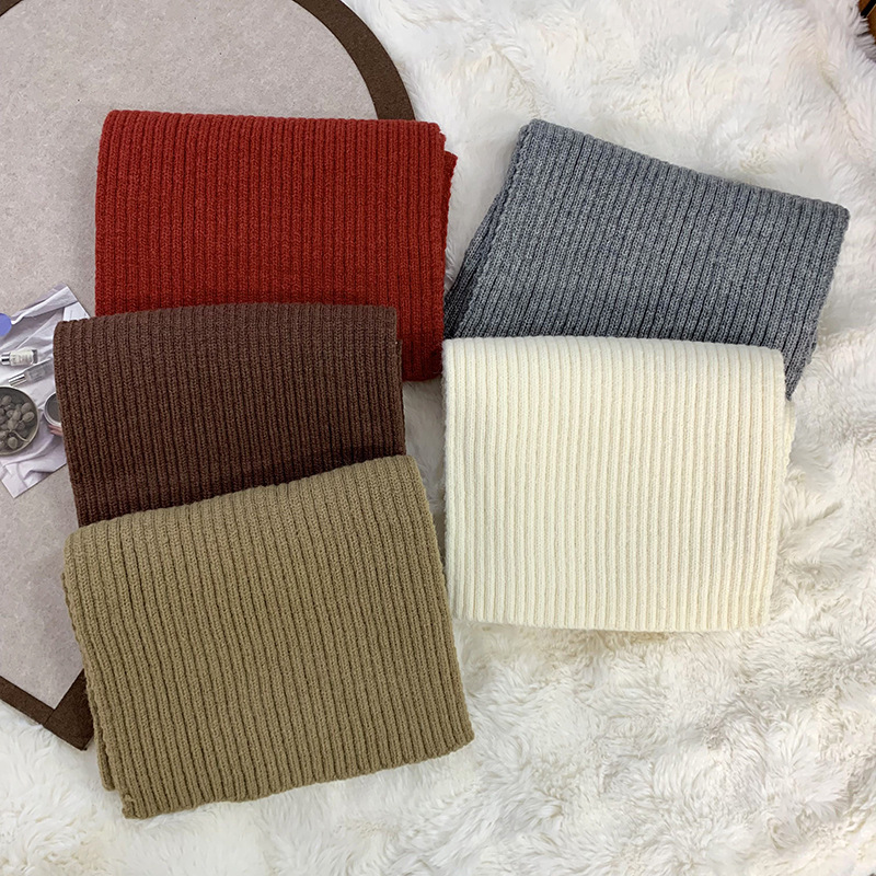Pequeña bufandas de invierno para mujeres nuevos estudiantes de color sólido caliente pareja coreana estilo de lana de punto collar pequeño chal
