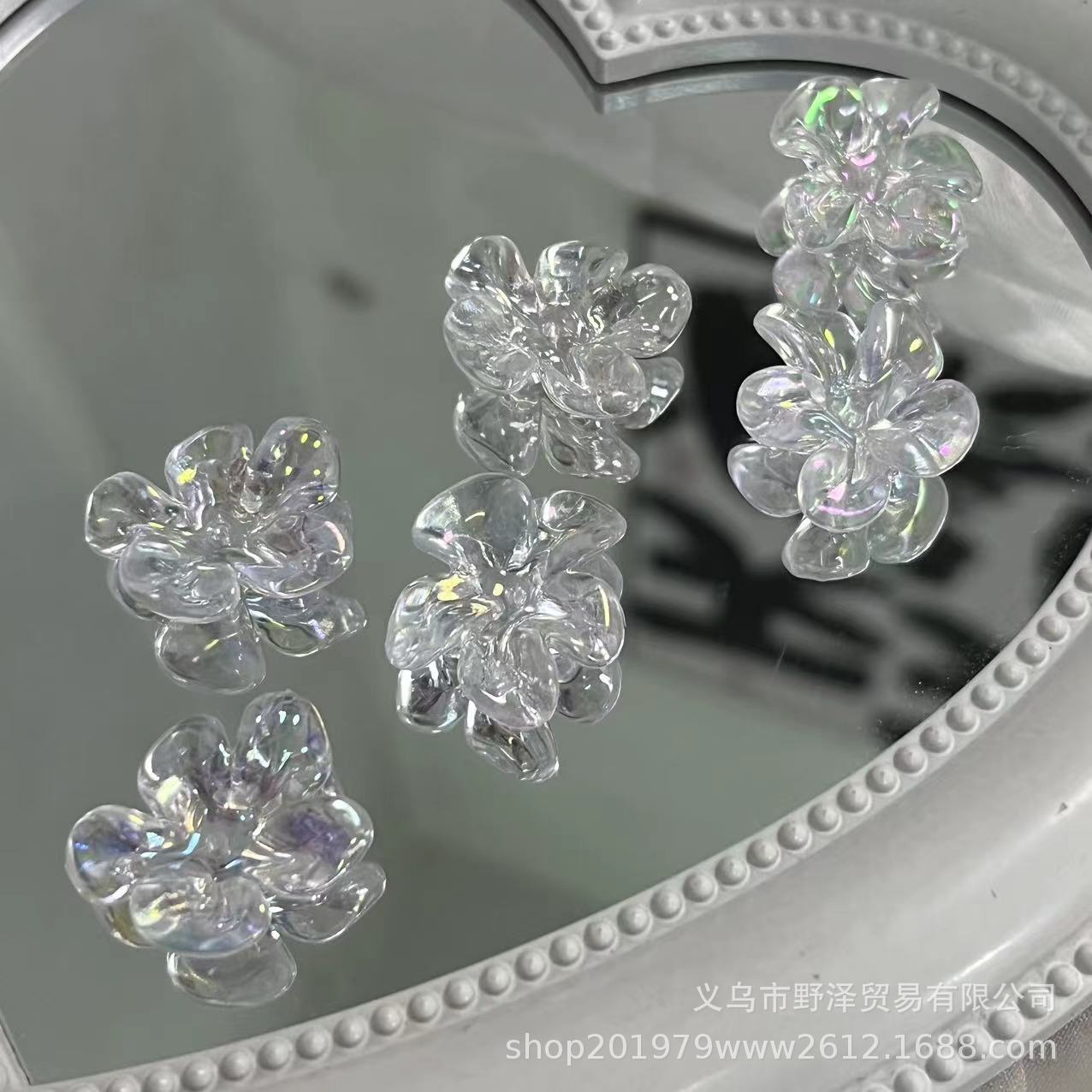 2023 NUEVO LÁSER flor irregular tarjeta 23mm japonés DIY hecho a mano crema pegamento material al por mayor en stock