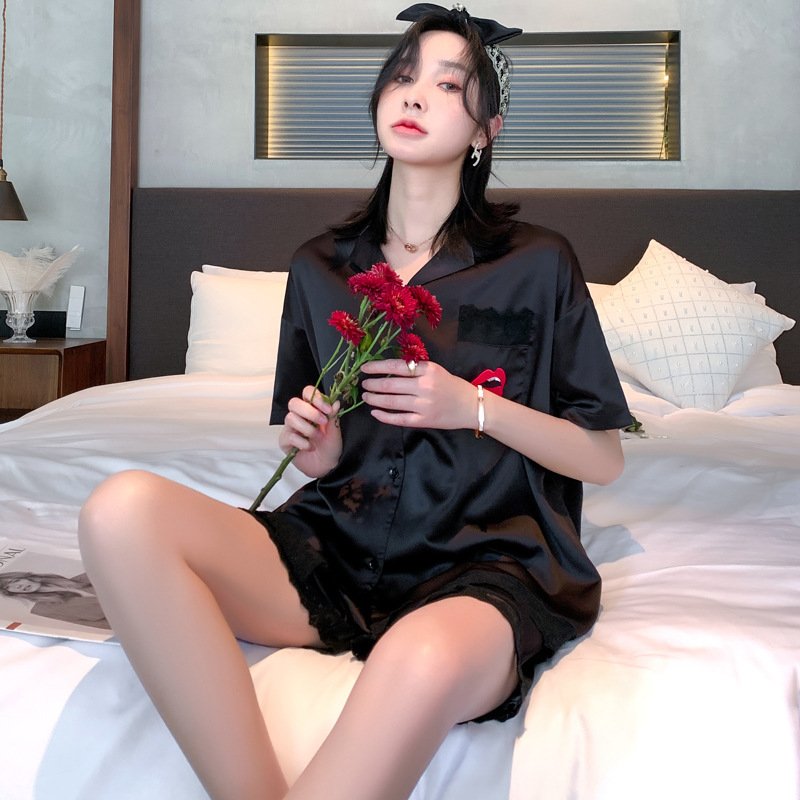 LM364E 흑인 여성