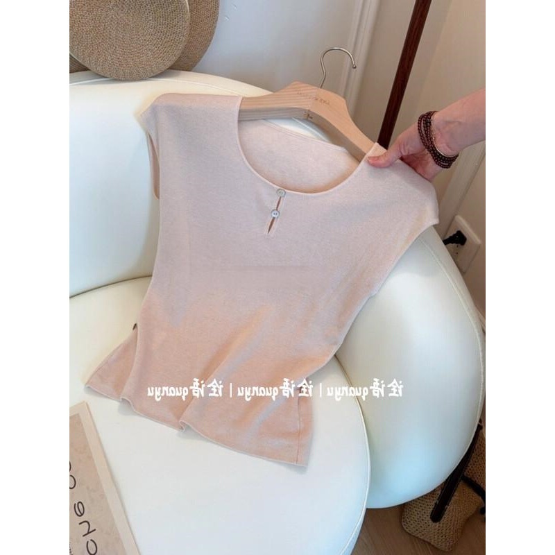 French-Style Chic Pink Knitted Blouse for Women, Summer Style, Stunning and Elegant Top in Light Pink, One Size