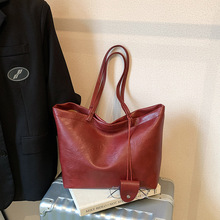2025秋季新款深色系麂皮绒托特包大容量休闲通勤包简约质感单肩包
