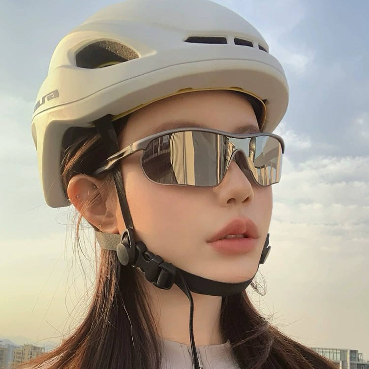 Futuristic Tech-Cyber Cycling and Mountaineering Goggles, High-End Sunglasses for Women, UV400 Protection, Outdoor Sun Glasses
