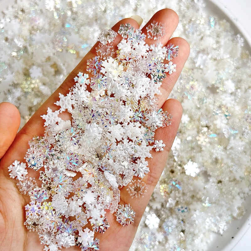 Random Mix of White Fantasy Multi-Snowflake Nail Art Accessories DIY Nail Phone Case Earrings Decorative Accessories Batch