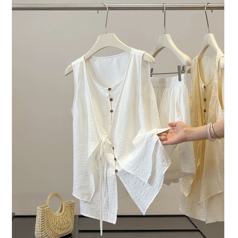 Old Money Style Casual Suit for Women, Summer Fashion, High-End, Stylish, Loose-Fitting Sleeveless Vest and Shorts Two-Piece Set