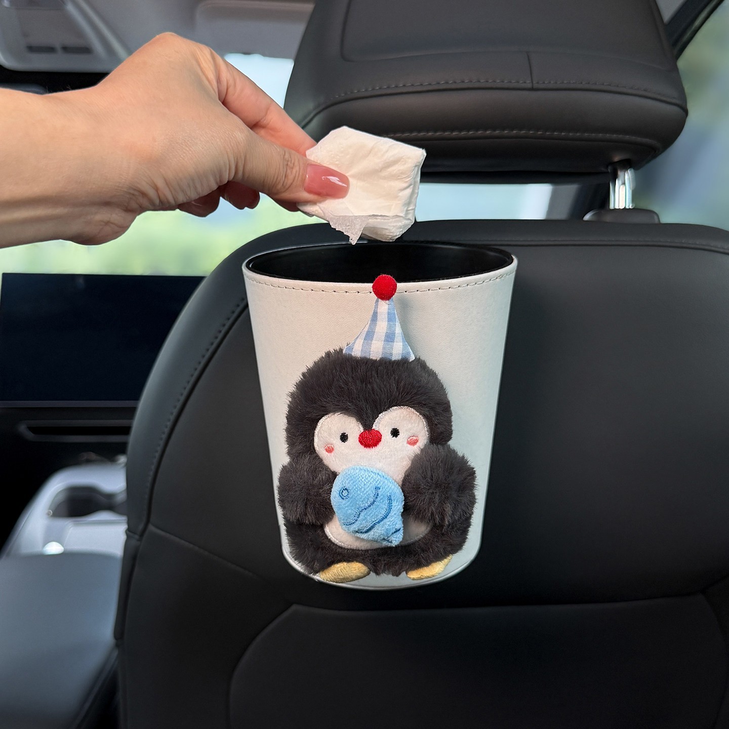 Cute Penguin Car Tissue Bag, Car Tissue Box, In-Car Seat Hanging Tissue Bag, Armrest Box Tissue Bag for Women