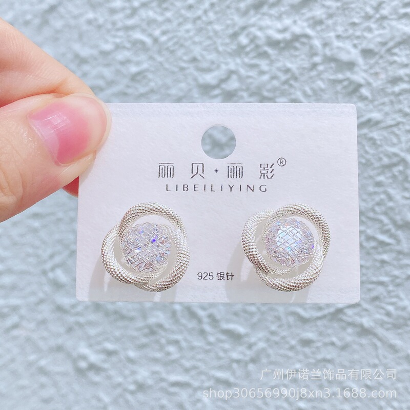 丽银/丽贝丽影新款轻奢耳环精致锆石珍珠蝴蝶结花朵耳钉时髦高级|undefined