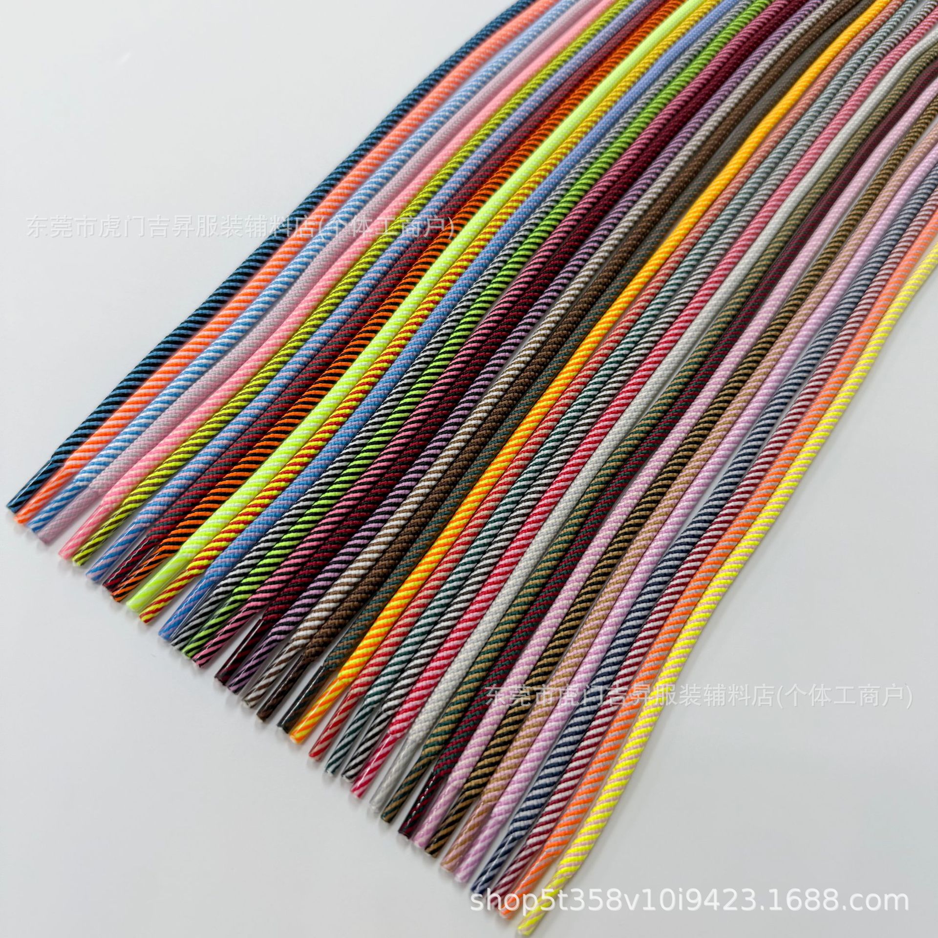 3mm现货伞绳圆绳miu散拍包芯间色拉链头拉头DIY手工编织挂绳绳子