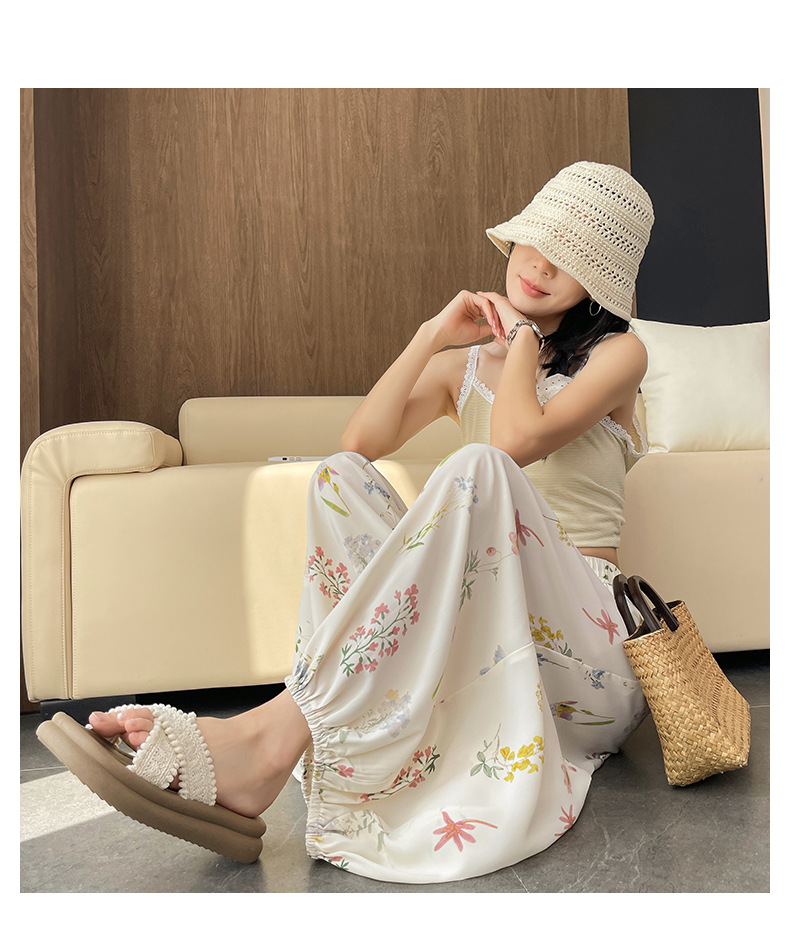 Quần tây nữ cạp cao in họa tiết hoa dâm bụt, dáng ống đứng, thiết kế tạo eo thon — Hoa đen chi tiết 25
