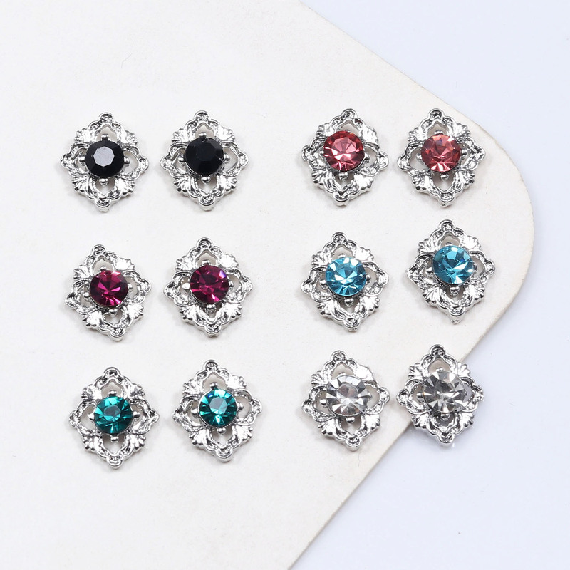 New Buccellati Nail Art Accessories, Retro Palace Style Hollow-Out Inlaid Round Diamond DIY Alloy Nail Diamond Decorations New Buccellati Nail Art Accessories, Retro Palace Style Hollow-Out Inlaid Round Diamond DIY Alloy Nail Diamond Decorations