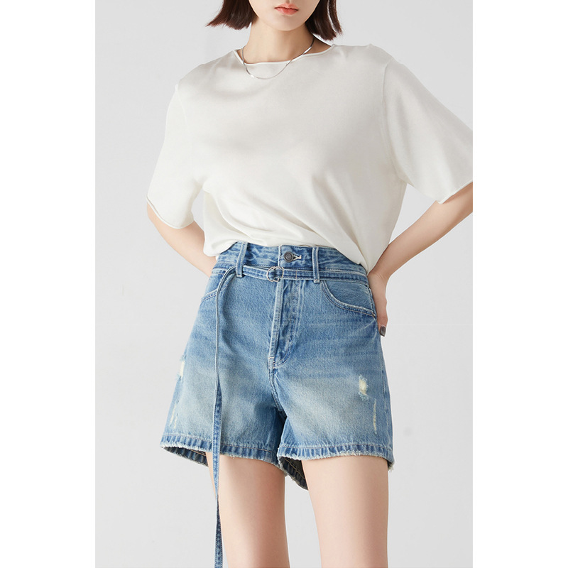 Li Girl European Style Denim Shorts for Women Summer 2026 New High-Waisted Petite A-Line Slimming Hot Pants
