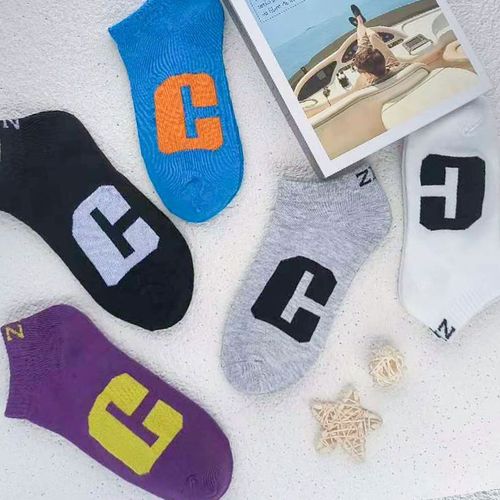 Socks for men and women, summer thin breathable trendy ins black and white letter boat socks low cut shallow mouth boat socks wholesale