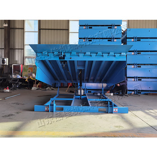 Fixed cargo transportation boarding bridge factory warehouse loading auxiliary ramp station platform boarding bridge