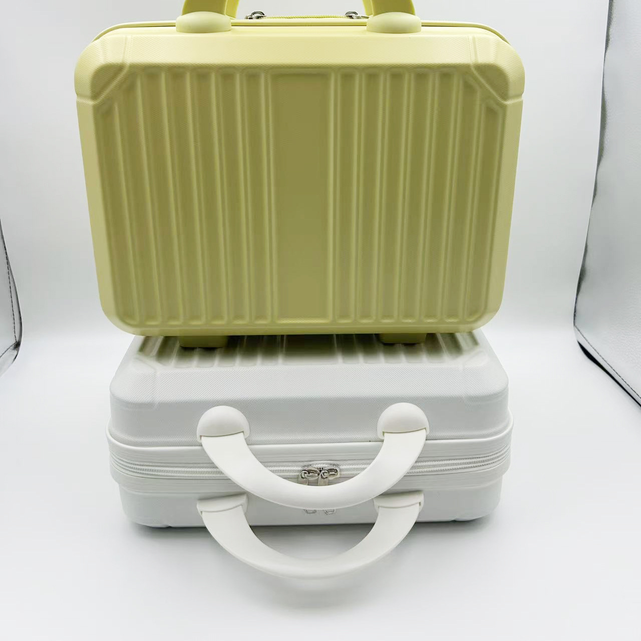 レトロポータブル 14inch 化粧品ケース小さなスーツケースミニ軽量お土産収納化粧品バッグパスワードスーツケース