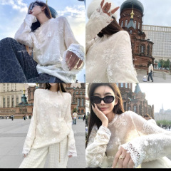 韓国の東大門の秋の新型のナシの花はレースの透かし彫りの刺繍の長袖の気質をつけて優しく底を打ちます。