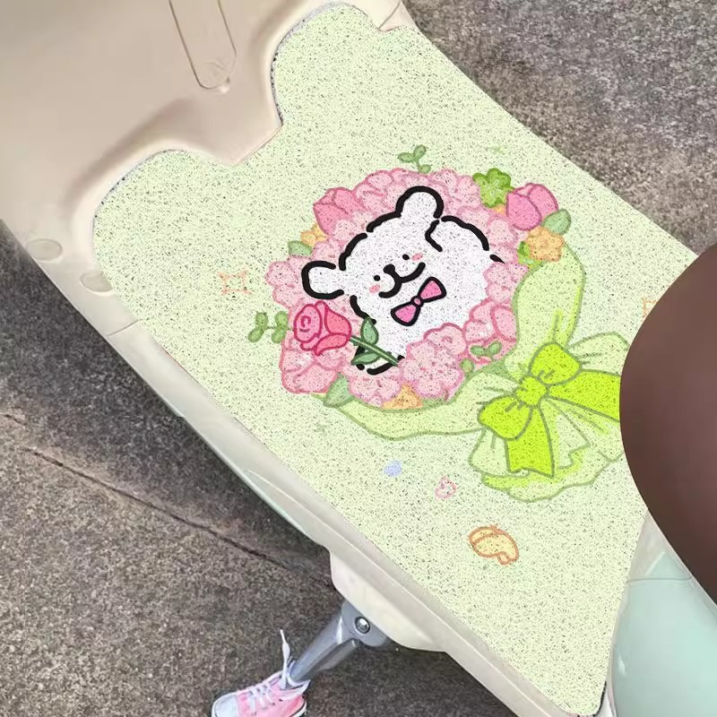 Line Puppy Electric Car Floor Mats, Wear-Resistant Foot Mats, Multi-Model Universal Wire Ring Cartoon Free-Cut Floor Mats