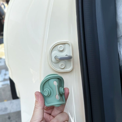 Shock-Absorbing Door Lock Protective Cover | Other Automotive Interior Supplies