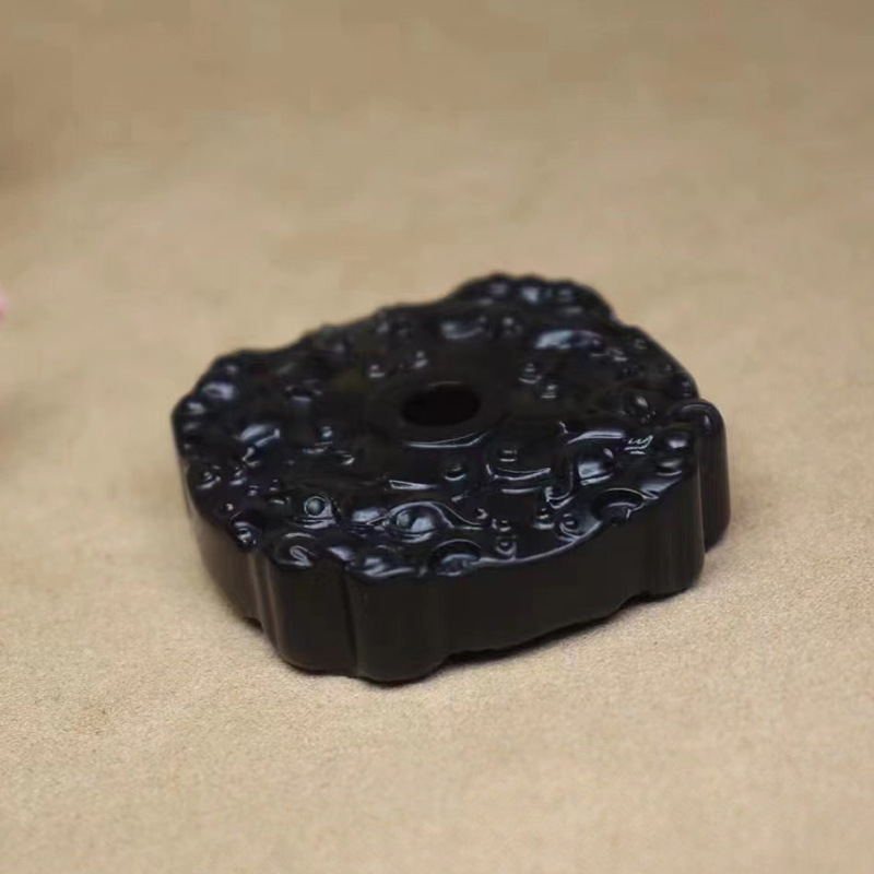 智贝主图_3新疆和田墨玉守护貔貅玉佩饕餮纹兽面威震四方配饰