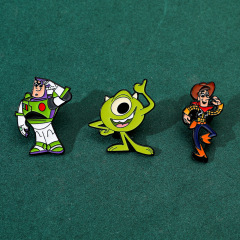 かわいいアニメ趣味玩具総動員金属バッジバス光年個性合金滴油ブローチアクセサリー
