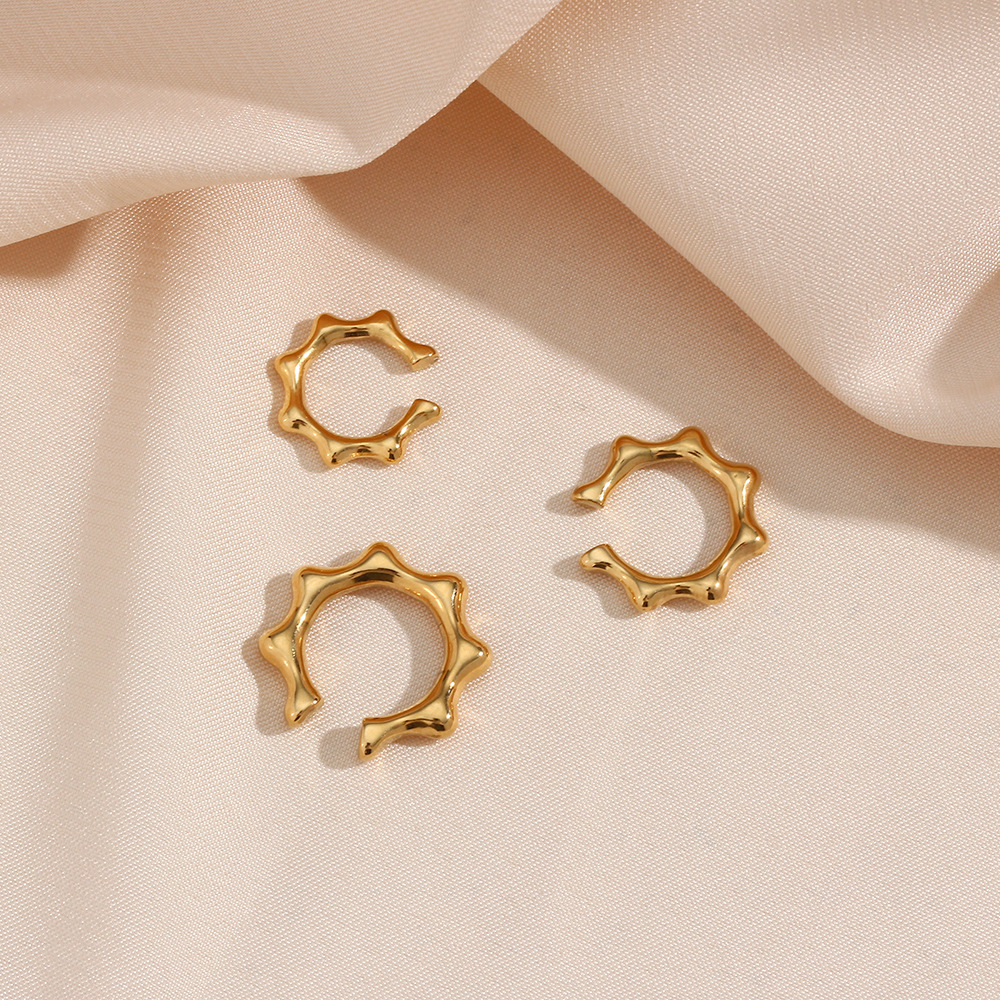 Hip Hop Style Stainless Steel Plated 18K Rivet Shape Three-Piece Ear Clip