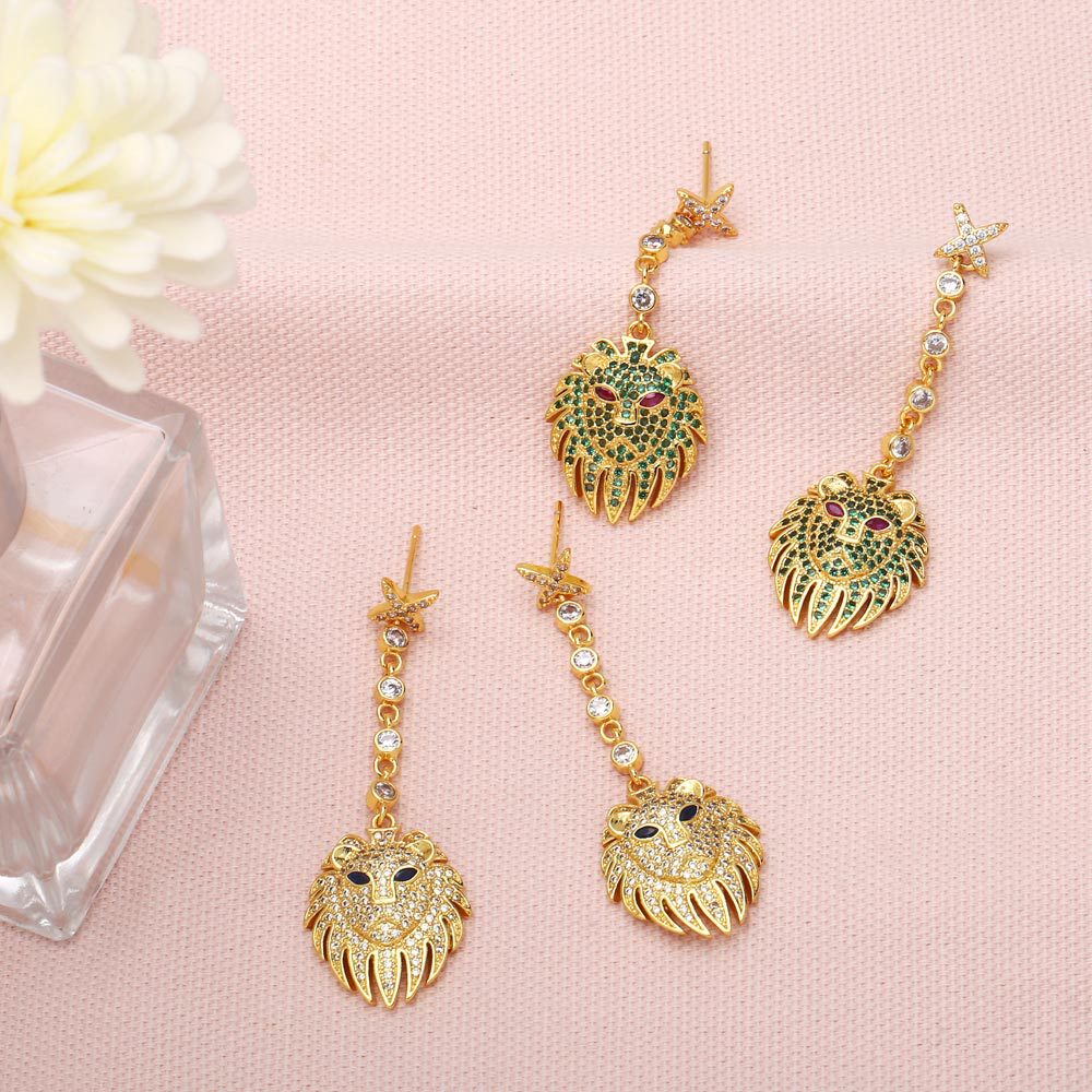 Simple Lion Pendant Tassel Copper 18k Gold-plated Inlaid Zircon Earrings display picture 3