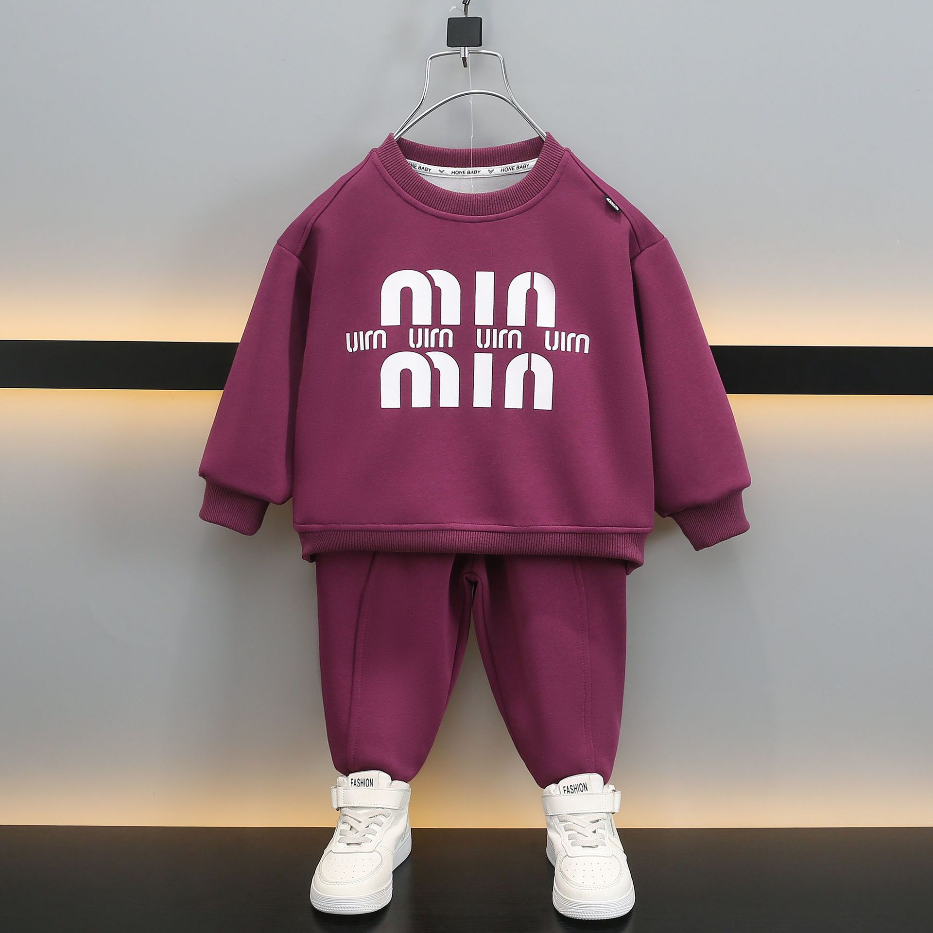 7076 ropa para niños traje para niños primavera y otoño 2025 nueva ropa de celebridades de Internet de moda para niños traje de dos piezas casual de primavera