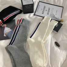 韩国ins潮牌tb袜欧货后跟布标中筒袜子女日系JK三条杠条纹堆堆袜