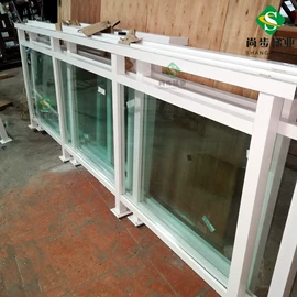 楼梯及配件;园艺护栏;阳台设施