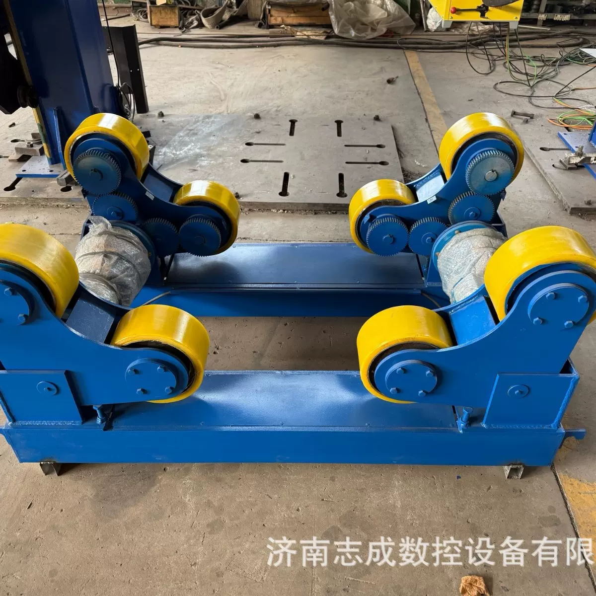 20吨行走自调焊接滚轮架/20吨滚轮架/自调滚轮架/可调滚轮架