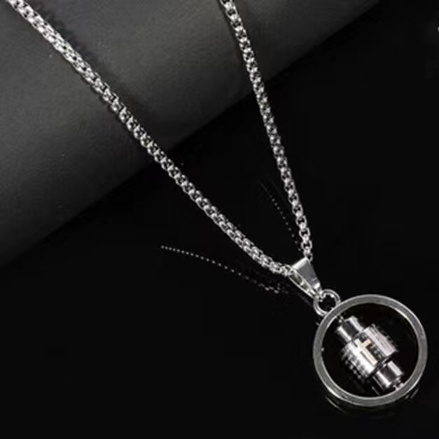 New style hip hop fashion sweater chain necklace men's hip hop niche ins2023 popular online celebrity light luxury Advanced