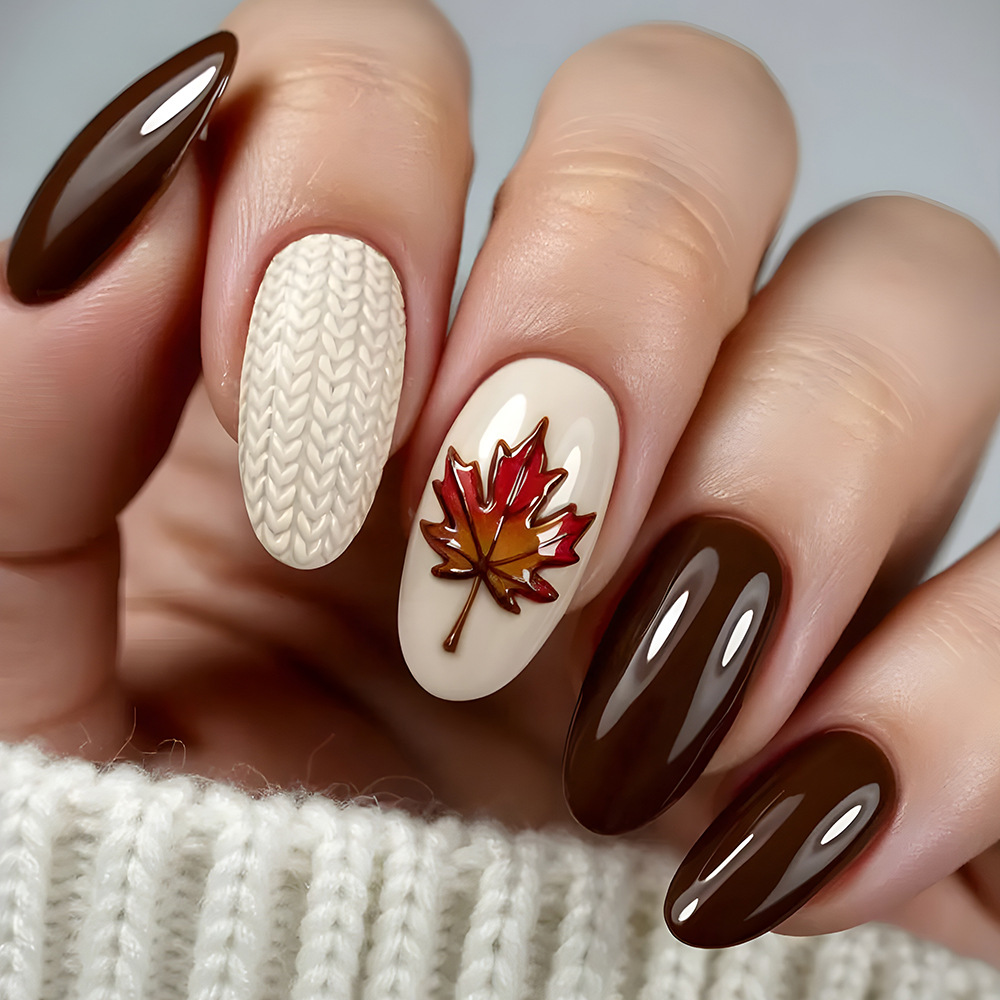 Otoño y invierno marrón oscuro hoja de arce tejido manicure 3D relieve tridimensional desgaste de uñas transfronterizas 24 piezas de parche de uñas
