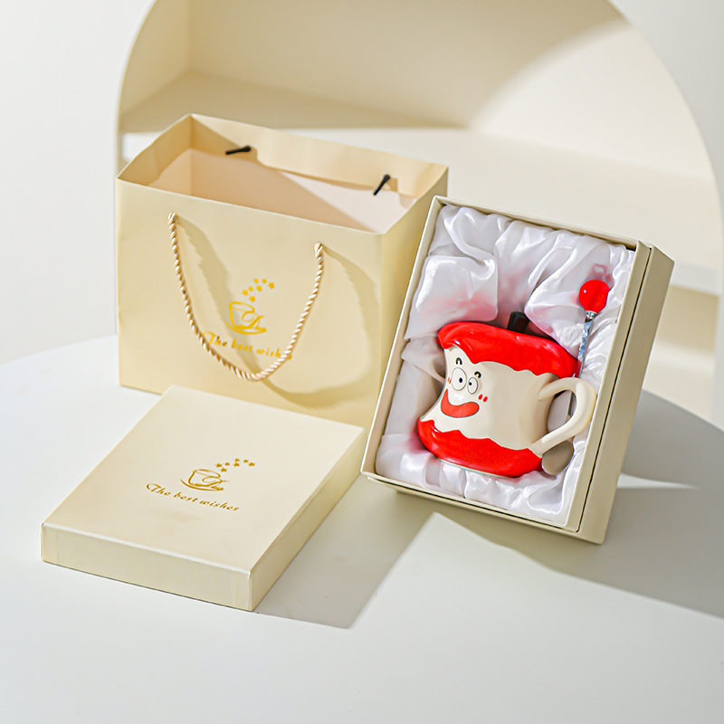 Creativo y extraño, taza de agua con cuchara de tapa, regalo de mano, taza de cerámica, taza de pareja de frutas en línea.