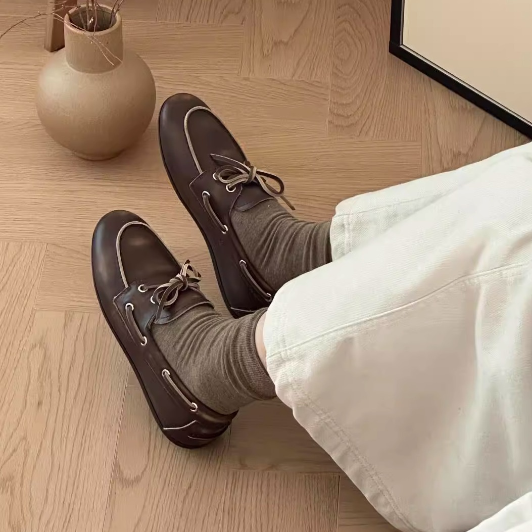 Vintage British Style Distressed Color Warm Fleece Loafers Autumn Winter Genuine Round Toe Lace-up Small Leather Shoes_vogvips.com