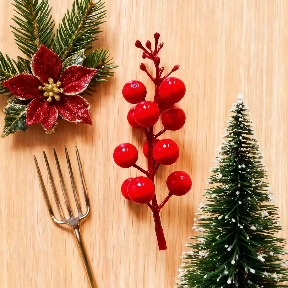 仿真带花红果发财果家居装饰摄影道具喜庆节日12叉红果厂家批发