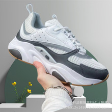 �W��վ�羳�¿�D��B22�\�����e��וr�Џ͹�͸����Ů�����ϵ�Ь�o