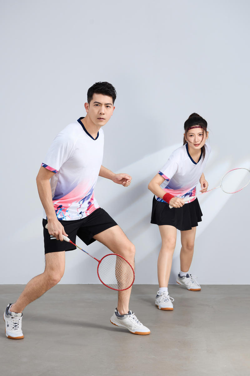 poliamonio rápido secado transpirable bádminton hombre niñas adultos el mismo cuello en V entrenamiento deportivo superior impresión personalizada