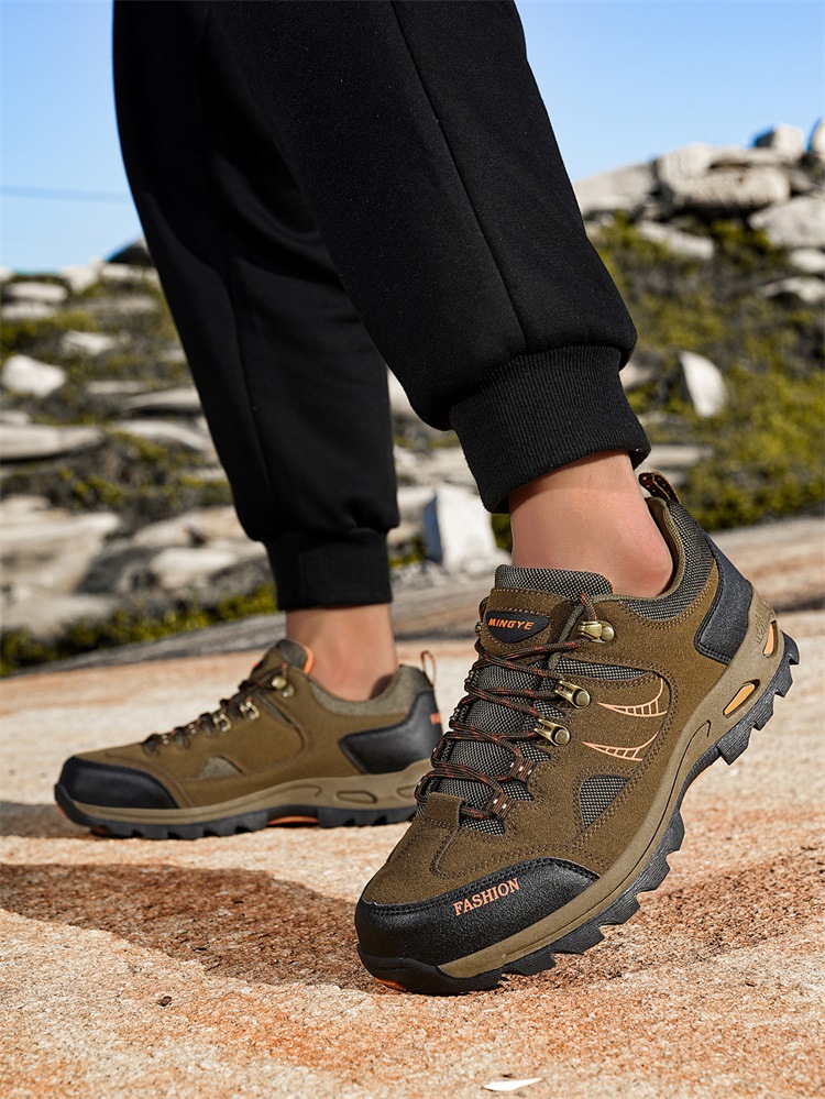 Hiking Shoes Low-top Outdoor Non-slip Velvet Men's Hiking Shoes O1CN013uoxLd1ZM2B9gh9qu !!957333179 0 Cib